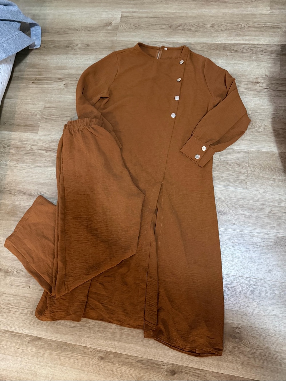 Button-Accent Two-Piece Tunic & Pants Set in Rust